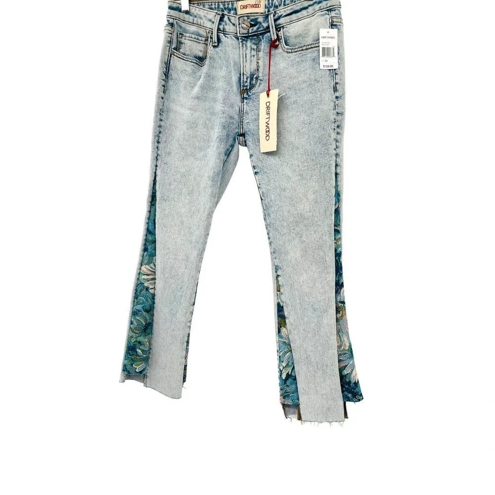 Driftwood Cropped Jeans Size 26 Indie Boho Paradise Tapestry Inserts Acid Wash - Picture 6 of 16